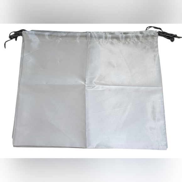 Dust Bags With Draw String, 18 Silver Satin/Silk Bags. New! - Picture 4 of 5
